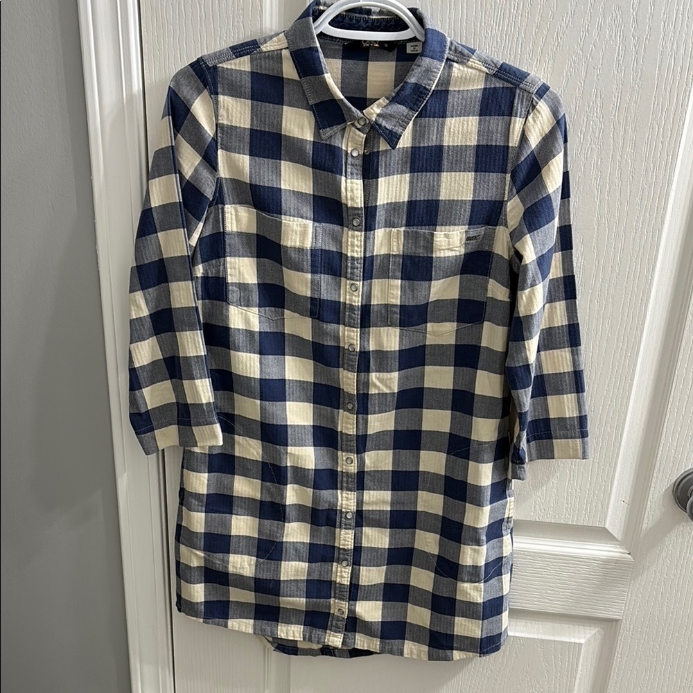 Only Blue and Cream Button Down Shirt with Dress Shirt Collar